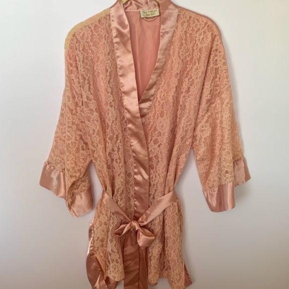 Victoria's Secret Other - VTG Victoria's Secret Lace Robe One size